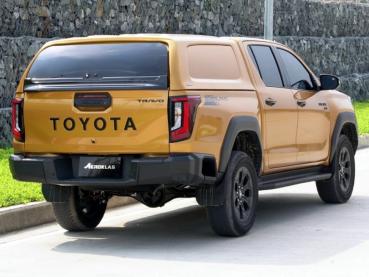 Preview: Hardtop in Wagenfarbe lackiert, kabinenhoch, für Toyota Hilux Doppelkabiner, Modell 2026