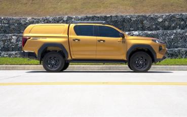 Preview: Hardtop in Wagenfarbe lackiert, kabinenhoch, für Toyota Hilux Doppelkabiner, Modell 2026