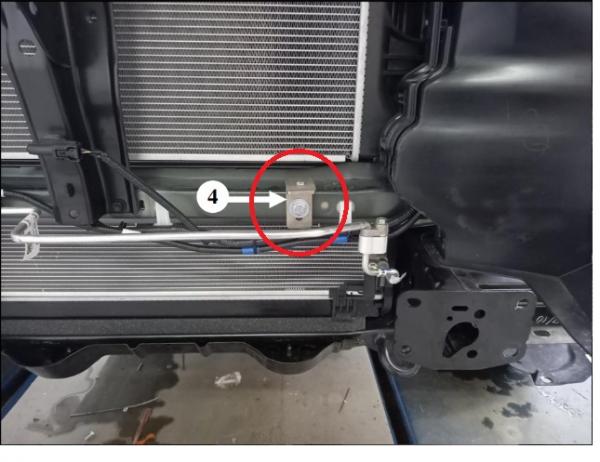 EU-Frontschutzbügel D: 70 mm inkl. Querstrebe D: 60 mm inkl. Unterfahrschutz aus Rohren Edelstahl , inkl. EG-Genehmigung für Toyota Hilux Modell 2021